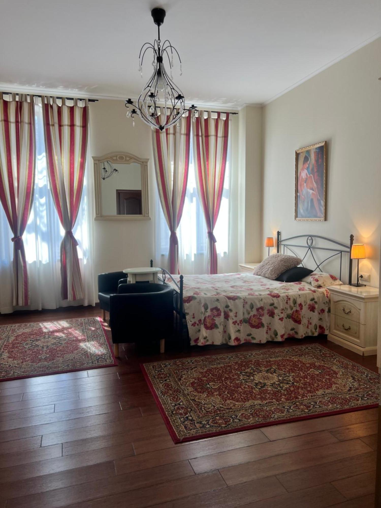 Park Villa - Boutique Hotel Тімішоара Екстер'єр фото