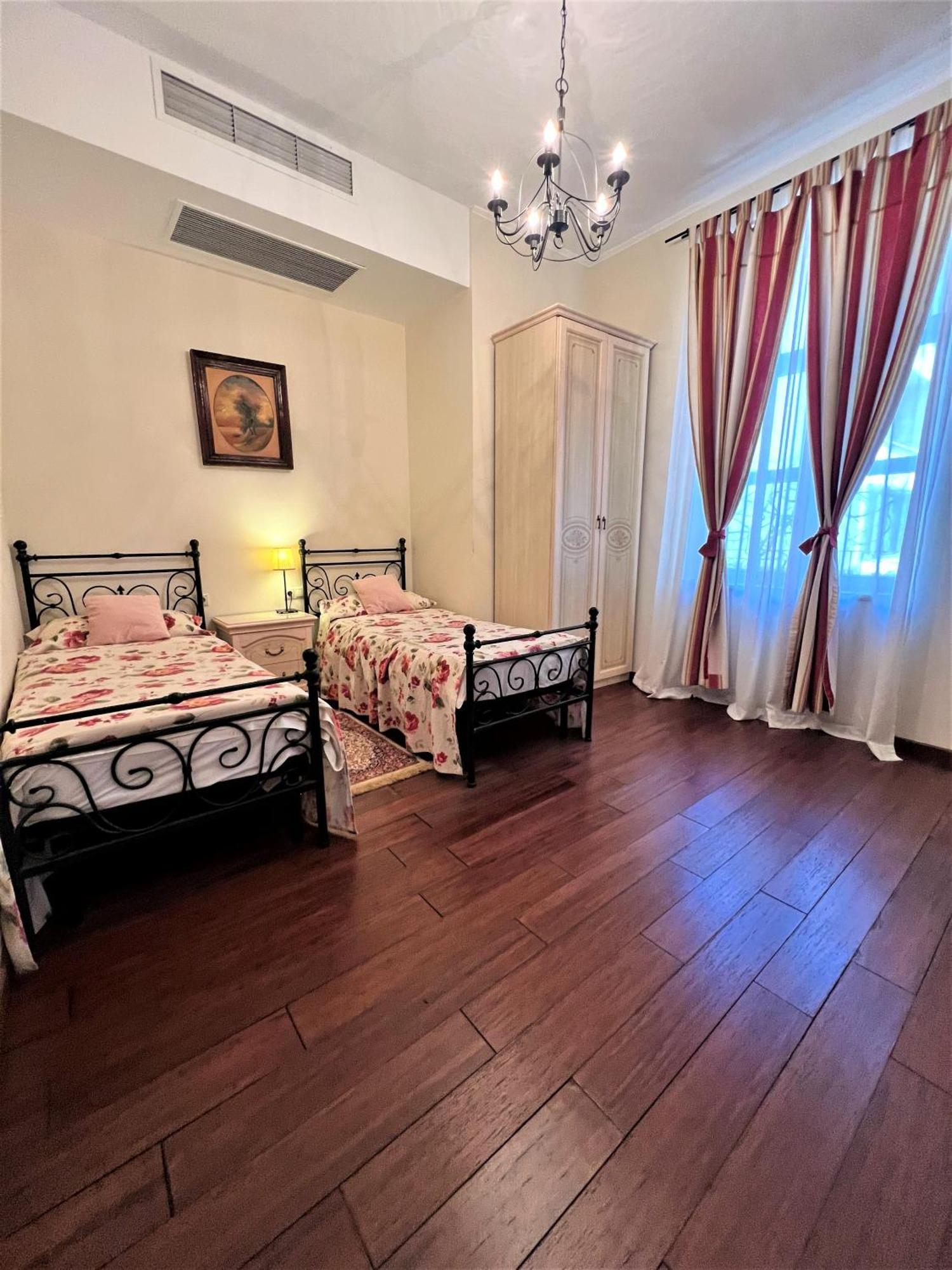 Park Villa - Boutique Hotel Тімішоара Екстер'єр фото