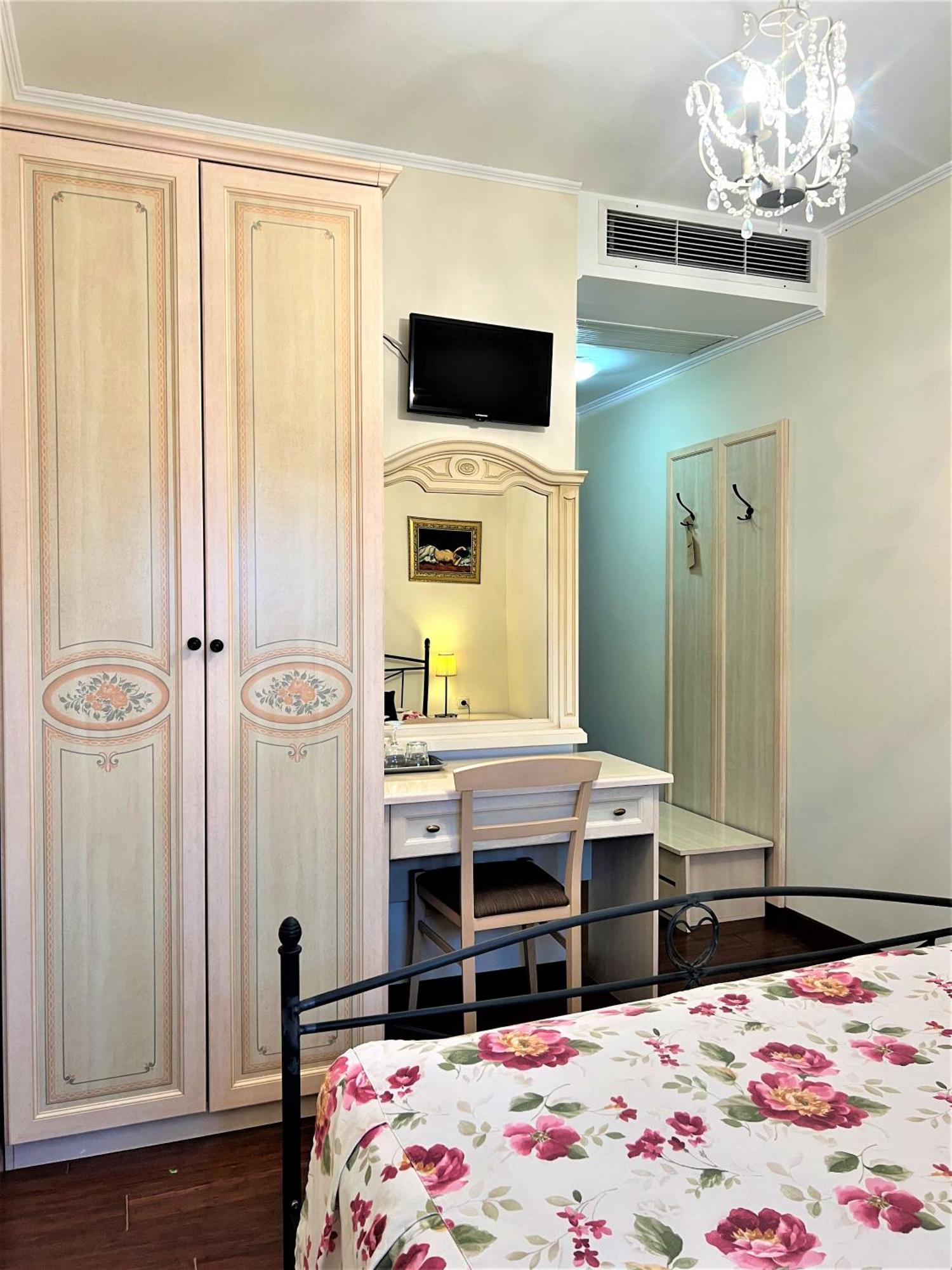 Park Villa - Boutique Hotel Тімішоара Екстер'єр фото